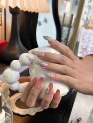 -芊屿芊浔美甲