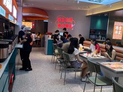 -港吉冰室·港式茶餐厅(宝龙一城店)