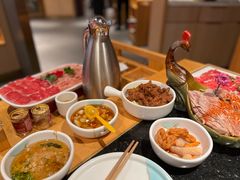 -卤校长老火锅(沙坪坝直营店)