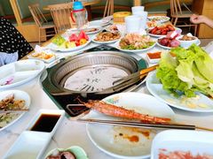 -绿岛港轩海鲜烤肉涮锅自助餐厅