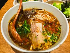 小锅米线-SHAN山(前滩太古里店)