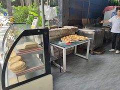 -新疆红柳花餐厅(新洲店)