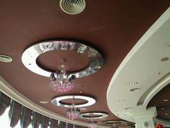 -荣誉国际酒店-云顶旋转餐厅