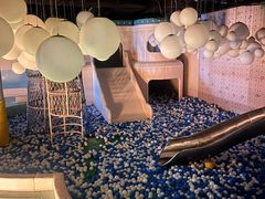 -涨巢·潮玩水疗局