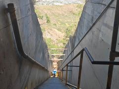 -钻石头山