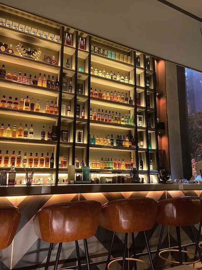 醺-"临时起意去丽水跨年,结果没提前订酒吧,在."-大众点评移动版