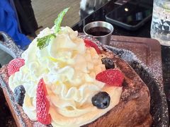 -BOURBON 玻本美式餐厅酒吧(虹桥新天地店)