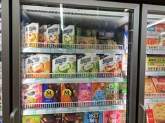 -婕妮璐超市 Jenny Lou’s Shop(三里屯店)