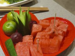 -海底捞火锅(新松江路生日主题店)