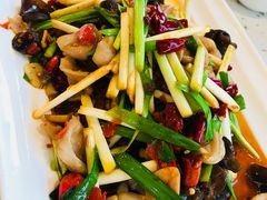 -兔行天下-鸿鹤鲜锅兔(中海国际店)