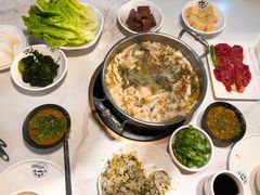 -德林酸菜鱼火锅(南丹店)
