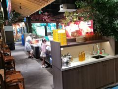 -野山舂·贵州现舂酸汤火锅(鸿通城店)