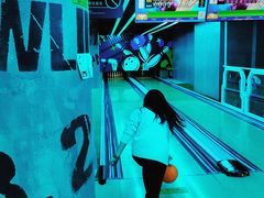 -世代星球·保龄球·镭战真人CS·团建(杨浦店)