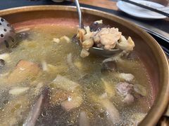 -阿山卓·野生菌火锅·纳西火塘烤肉