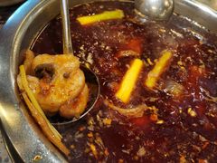 -肖肖酸萝卜鱼火锅(总店)