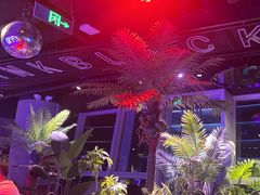 -粉墨特色菜·烧烤音乐酒馆