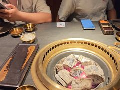 -铭牛烧肉·和牛海鲜自助(高新月牙湖店)