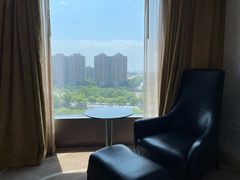 -上海虹桥西郊假日酒店