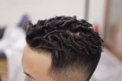 -贝勒爷专业男发