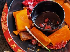 秘制鸳鸯锅-三江两海老火锅(北京首店)