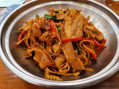 干锅野脆笋-侬佳蒸菜馆(听潮店)