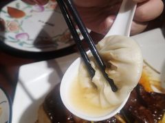 -冷大厨灌汤包