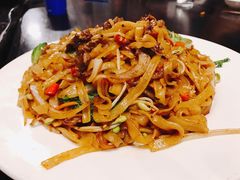 -蚝美人·生蚝海鲜烧烤(茶花园店)
