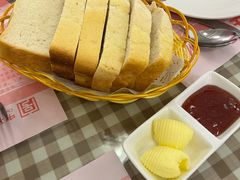 -华梅西餐厅(哈尔滨中央大街店)
