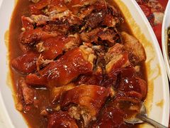 红烩整猪脸-玉华台饭庄(裕中西里小区店)