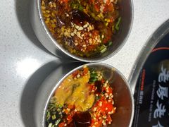 -老房老舍重庆火锅(假日城市店)