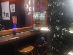 -8PINTS八品脱·日料·烧鸟·精酿小酒馆(莘庄店)