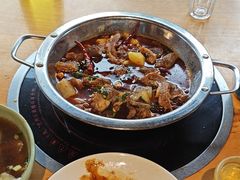 -大众跷脚牛肉馆·非遗传承单位(峨眉山店)