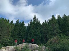 -罗田薄刀峰风景区