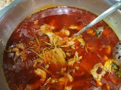 -味之溢美蛙仔姜兔·肥肠鱼•耗儿鱼(文星店)