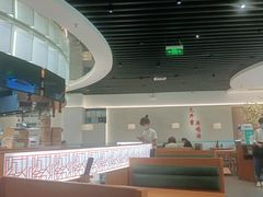 -诚铭记·虾仁汤包·成都小吃(融创店)