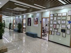 -茂菊口腔连锁(浦东南路店)