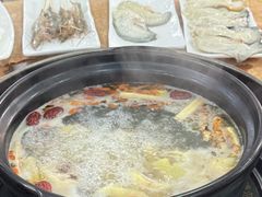 -濠轩阁特色生蚝火锅(水湾路店)