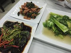 -吾买尔花卷鸡家常菜