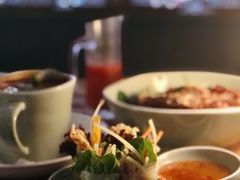 牛油果软壳蟹米纸卷-CHINCHIN 青青·泰国料理(万象食家店)