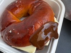 -HOT CRUSH趁热集合·现烤面包(环球港店)