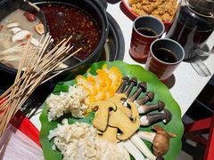 -钢管厂五区小郡肝串串香火锅(梅川路店)