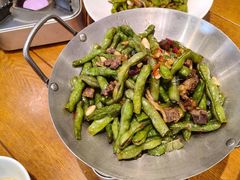 -黄泥岗·地道湖北菜(奥特莱斯店)