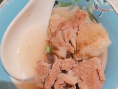 -雍容荟帝王蟹活龙虾展台自助(IFS黑金店)