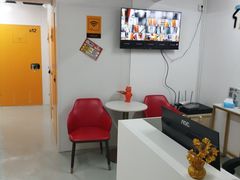 -安东易迷你自助仓储寄存仓库(草桥店)