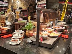 -四海一家自助餐(益田假日广场店)