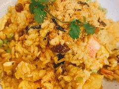 咖喱菠萝炒饭-About Bistro關於·泰式家庭料理