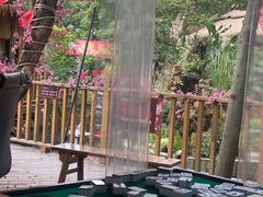 -二荆条·蜀鲜汇城市森林火锅