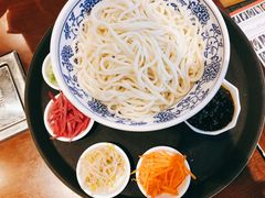 -亿诣蝎府炸酱面羊蝎子火锅(酷车小镇店)