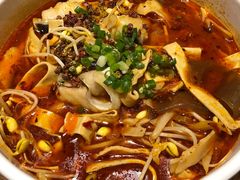 -渝是乎酸菜鱼(龙旗购物中心店)