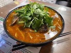招牌炸酱小锅米线-肥汁米蘭香港米线(定西路店)